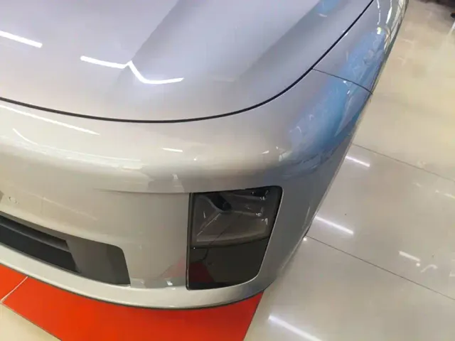 Li Auto i6 — Фото автомобиля 23