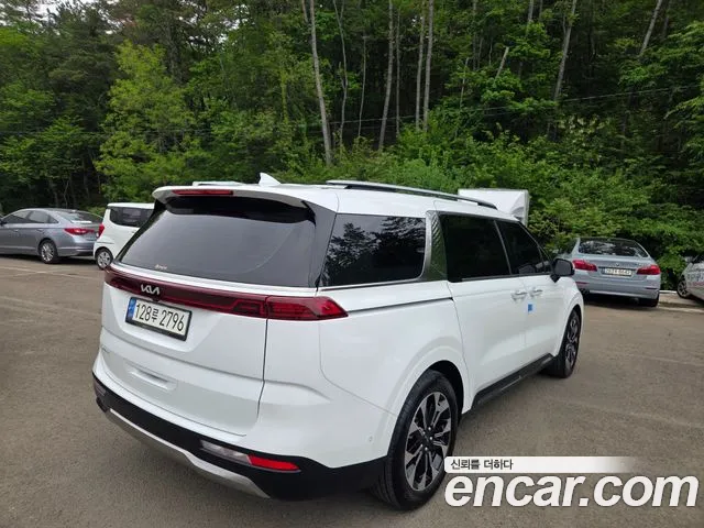 Kia Canival Carnival 4 поколение Дизель 9 мест Signature — Фото автомобиля 4