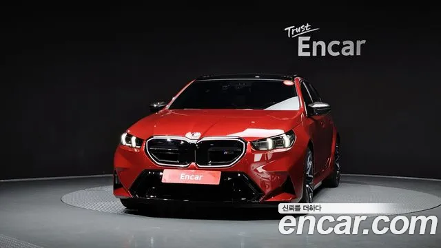 BMW M5 G90 — Фото автомобиля 3