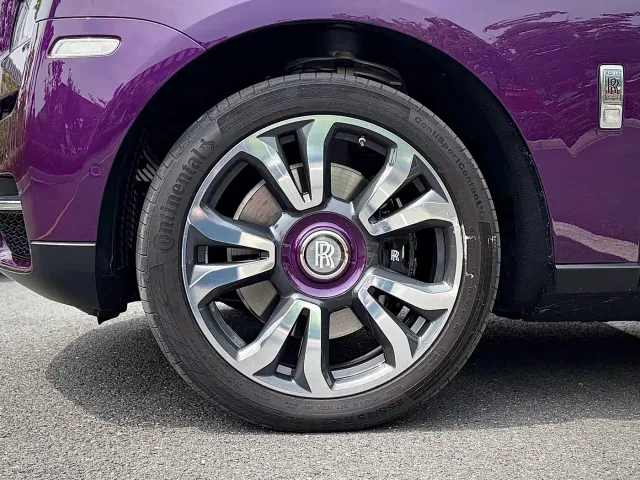 Rolls-Royce Cullinan — Фото автомобиля 26