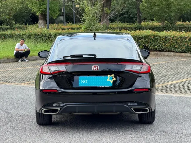 Honda Civic — Фото автомобиля 5