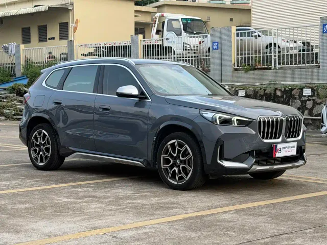 BMW X1 — Фото автомобиля 3