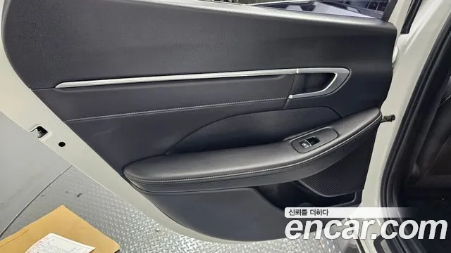 Hyundai Sonata Sonata (DN8) 2.0 LPG(Для проката) — Фото автомобиля 23