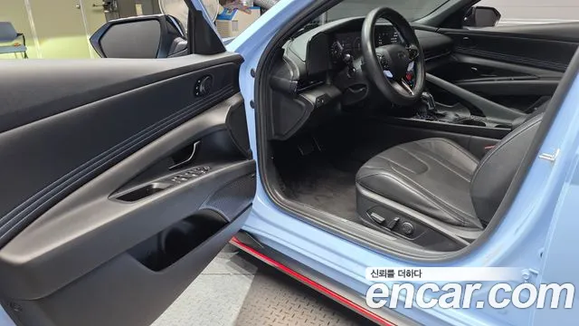 Hyundai AVANTE — Фото автомобиля 10