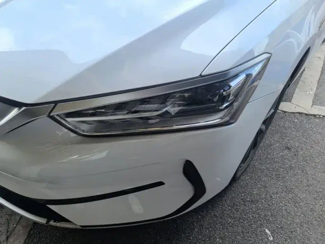 BYD Qin PLUS — Фото автомобиля 23