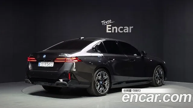 BMW 5-Series 5 серия (G60) — Фото автомобиля 2