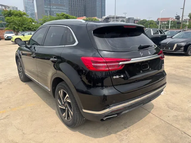 Hongqi HS5 — Фото автомобиля 7