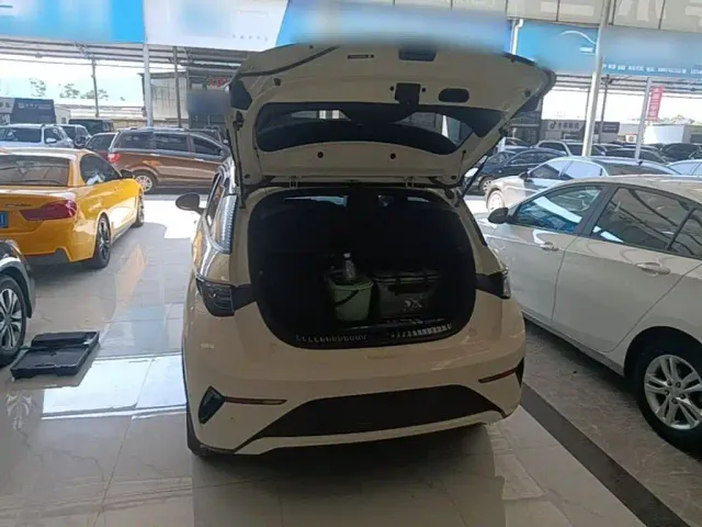 BYD Dolphin — Фото автомобиля 18