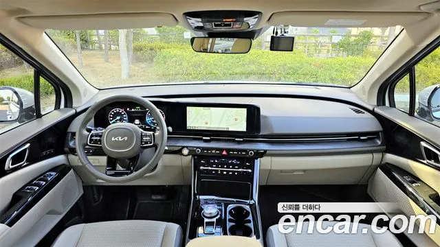 Kia Carnival Generation 4 — Фото автомобиля 7