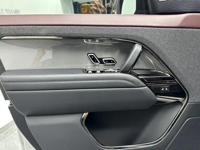 Land Rover Range Rover Sport — Фото автомобиля 18