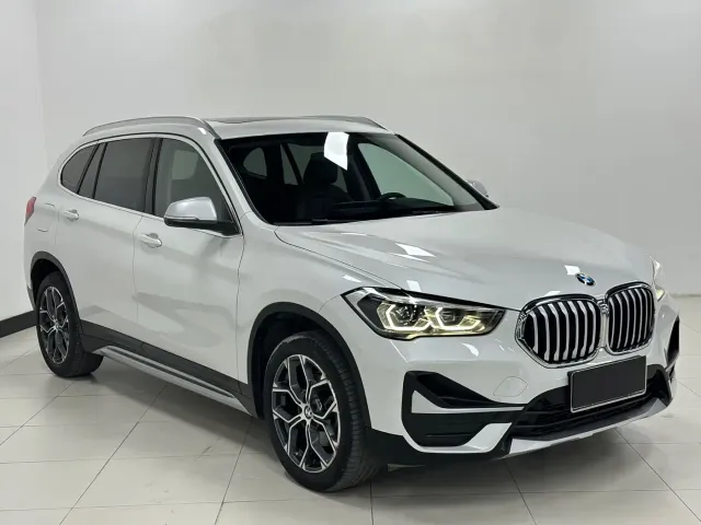 BMW X1 — Фото автомобиля 3