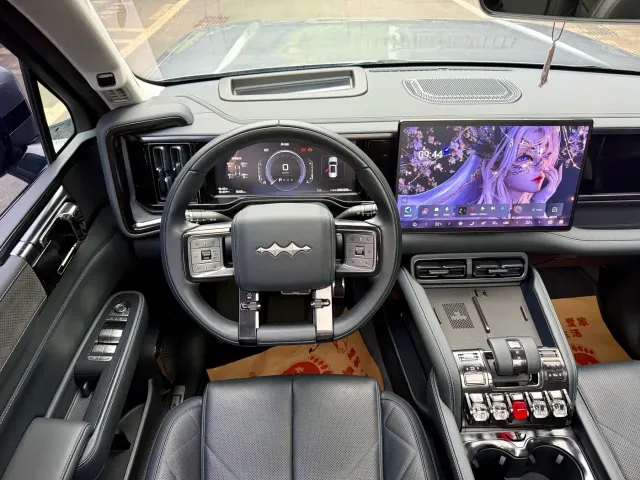 BYD FangChengBao Leopard 5 — Фото автомобиля 8