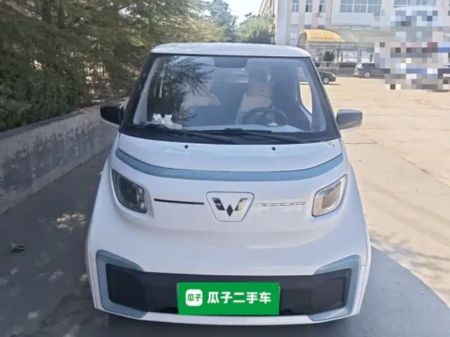 Wuling NanoEV — Фото автомобиля 2
