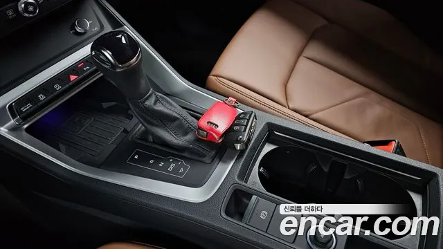 Audi Q3 40 TFSI quattro Premium — Фото автомобиля 8