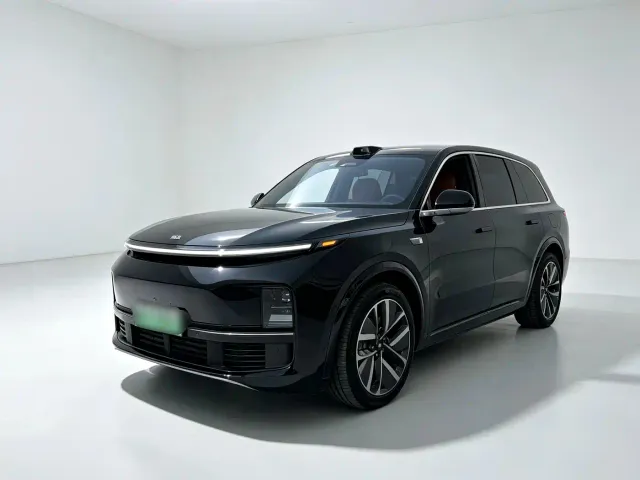 Фотография автомобиля — Li Auto L9