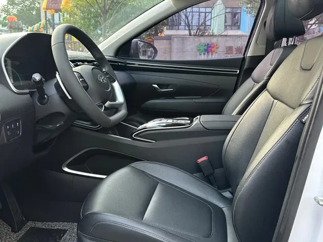 Hyundai Tucson — Фото автомобиля 4