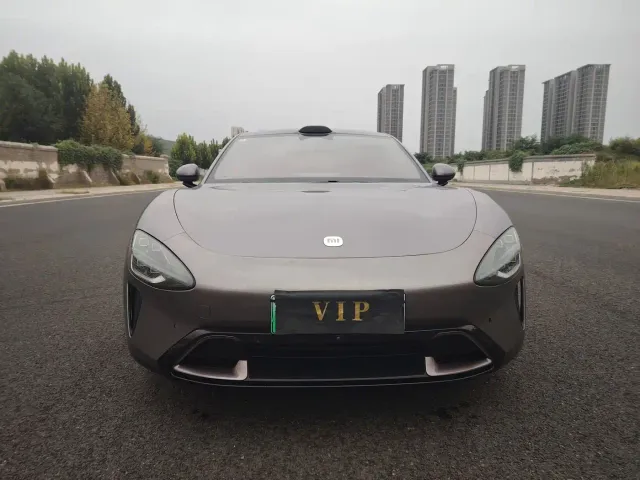 Xiaomi SU7 — Фото автомобиля 2