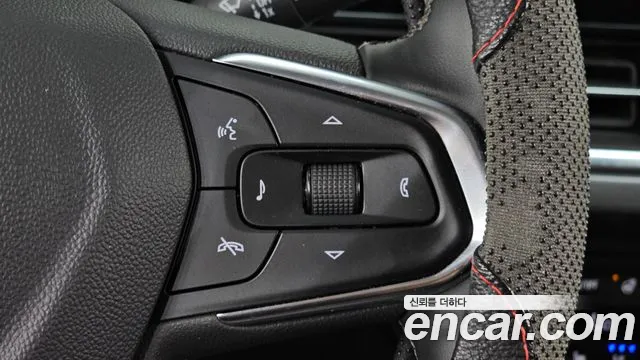 ChevroletGMDaewoo Trax Trax Кроссовер — Фото автомобиля 14