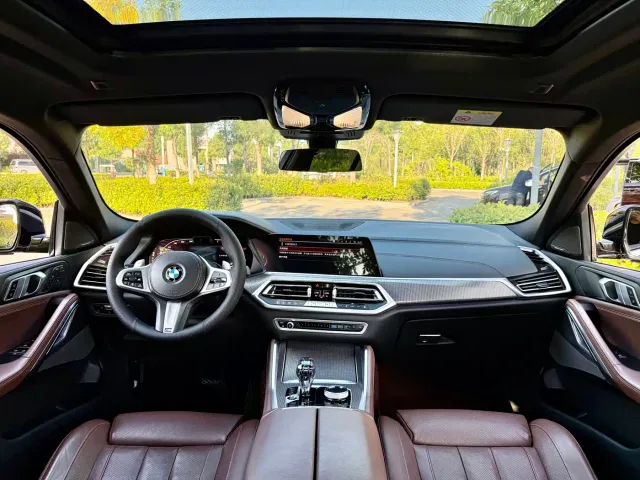 BMW X6 — Фото автомобиля 11