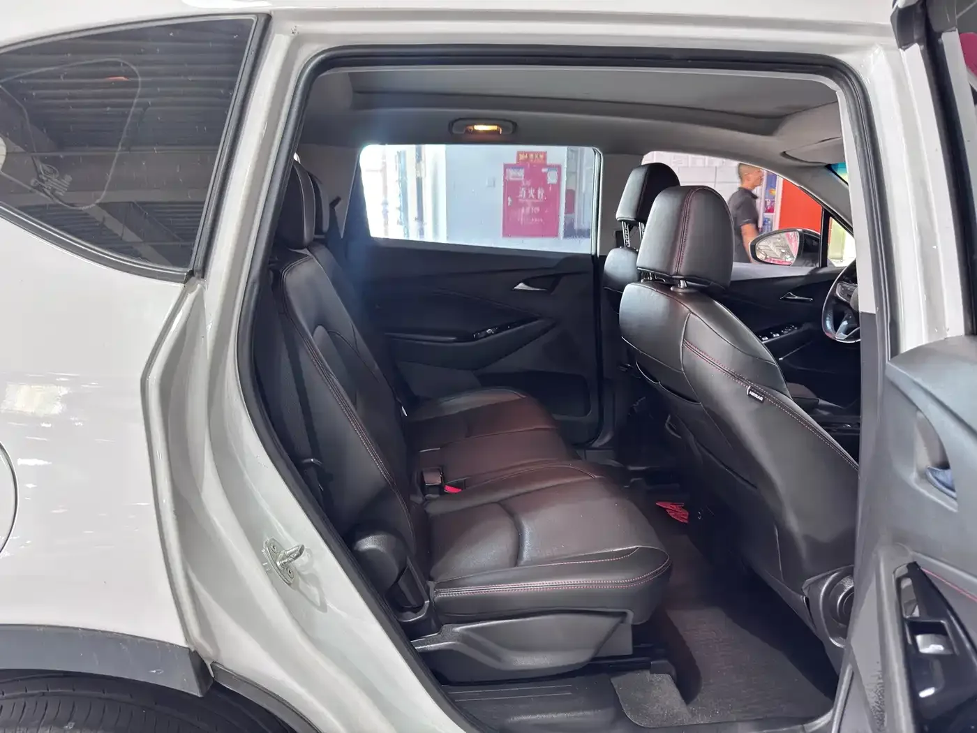 Chevrolet Volando 2020 Mild Hybrid Redline 530T Automatic Premium Edition (5+2 seater) — Фото автомобиля 9