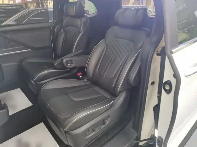 Hyundai Custo — Фото автомобиля 16