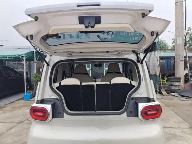 Wuling Hongguang Mini EV — Фото автомобиля 18