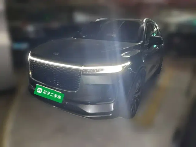 Фотография автомобиля — Li Auto ONE
