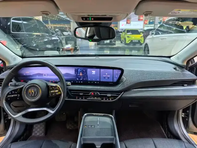 Buick LaCrosse — Фото автомобиля 8