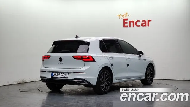 Volkswagen Golf Golf 8 поколение 2.0 TDI Prestige — Фото автомобиля 2