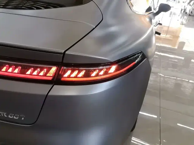 Dongfeng eπ 007 — Фото автомобиля 7