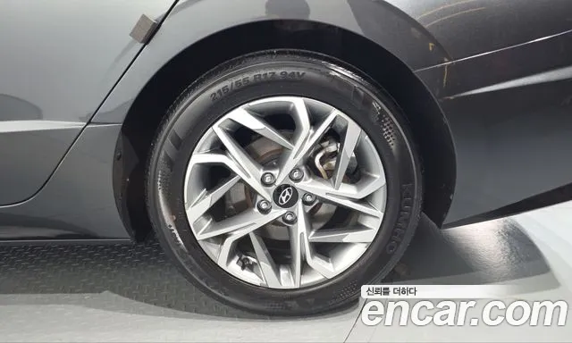 Hyundai Sonata — Фото автомобиля 6
