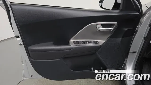 Kia Niro Niro Plus Earth — Фото автомобиля 20