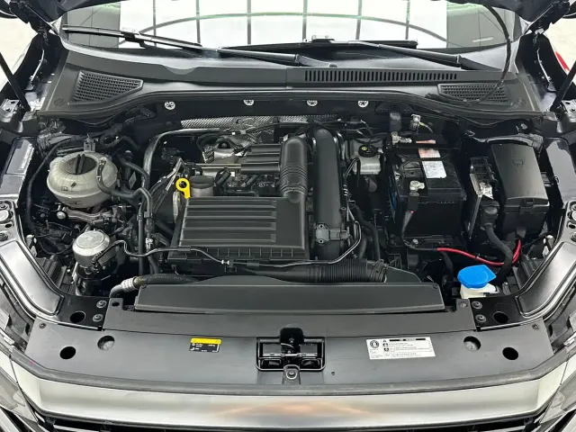 Volkswagen Passat — Фото автомобиля 17