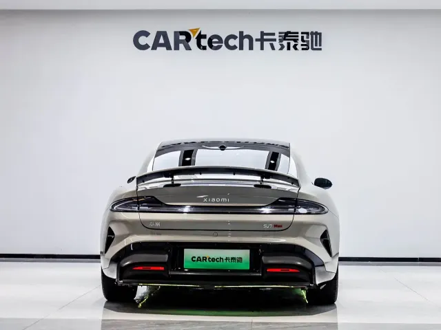 Xiaomi SU7 — Фото автомобиля 2
