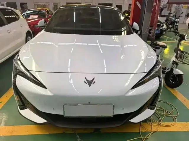 Arcfox Alpha S5 — Фото автомобиля 10