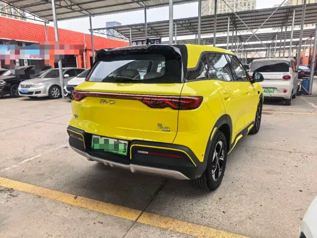 BYD Yuan UP — Фото автомобиля 8
