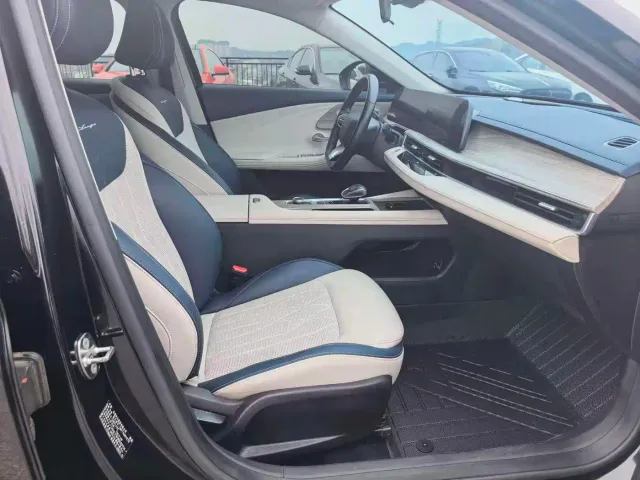 Chery Arrizo 8 — Фото автомобиля 6