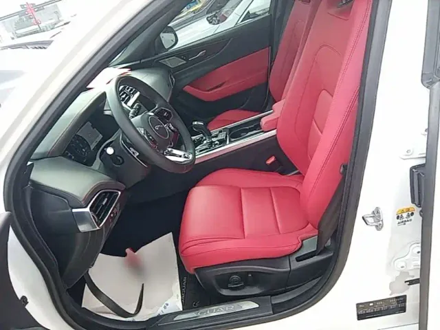 Jaguar XEL — Фото автомобиля 14