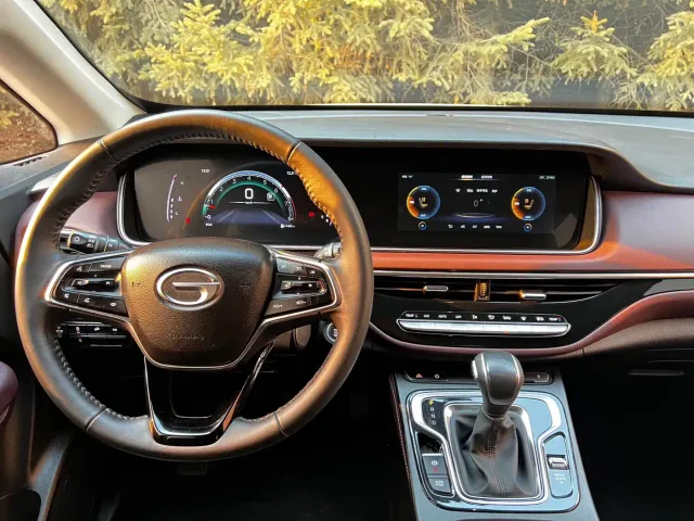 GAC Trumpchi M6 — Фото автомобиля 9