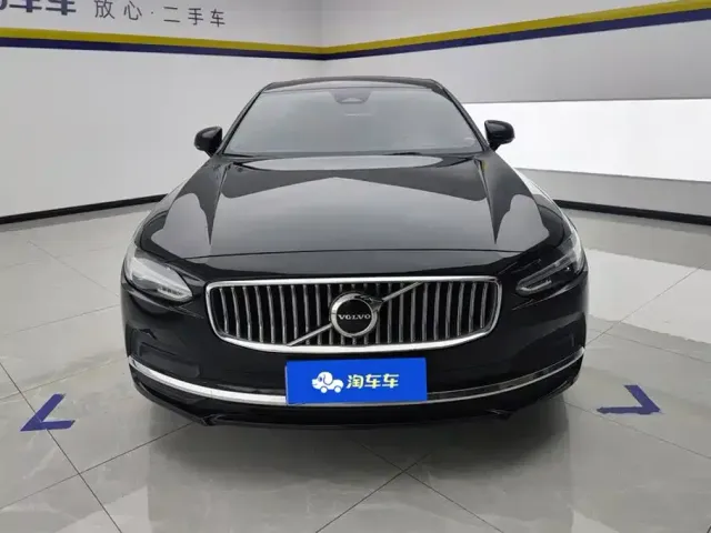 Volvo S90 — Фото автомобиля 2
