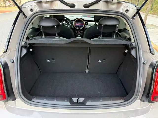 MINI Hatch — Фото автомобиля 15