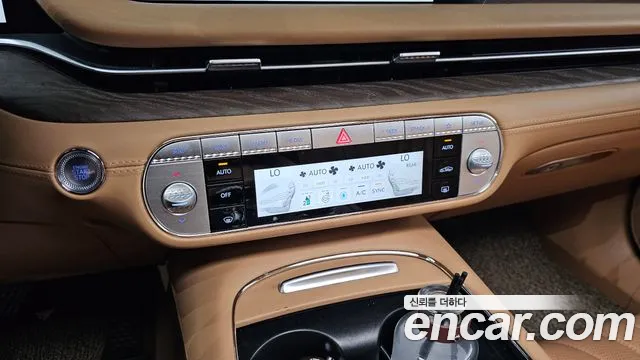 Genesis G90 Бензин 3.5 турбо AWD — Фото автомобиля 21