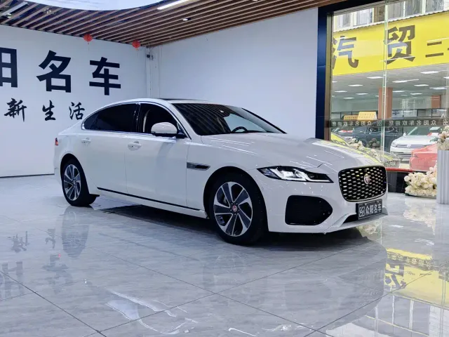 Jaguar XFL — Фото автомобиля 3