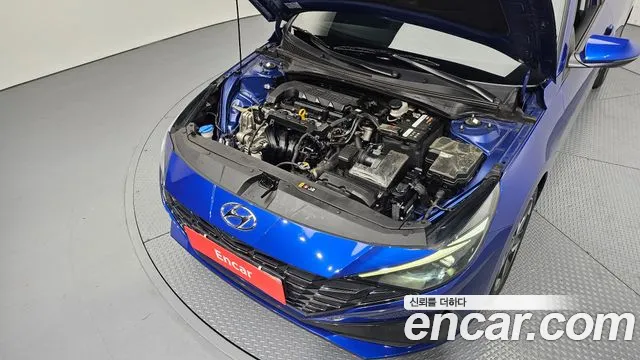 Hyundai Avante CN7 — Фото автомобиля 9