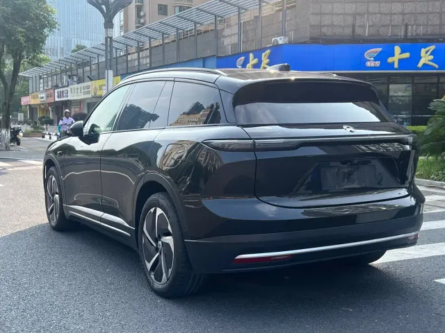 Nio ES6 — Фото автомобиля 9