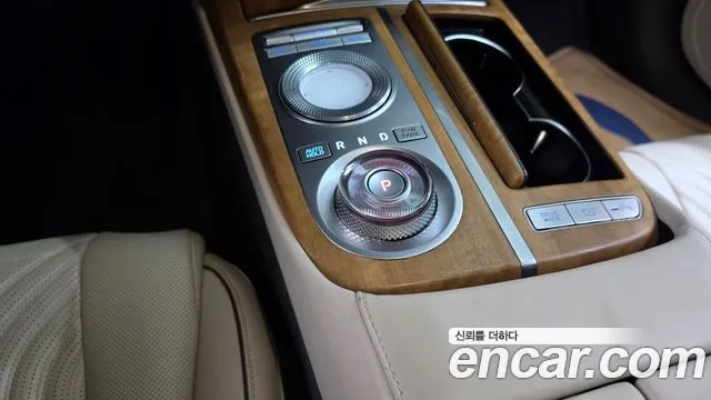 Genesis G80 Бензин 2.5 турбо 2WD — Фото автомобиля 9