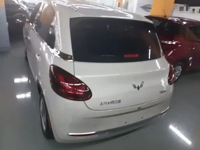 Wuling Bingo — Фото автомобиля 5