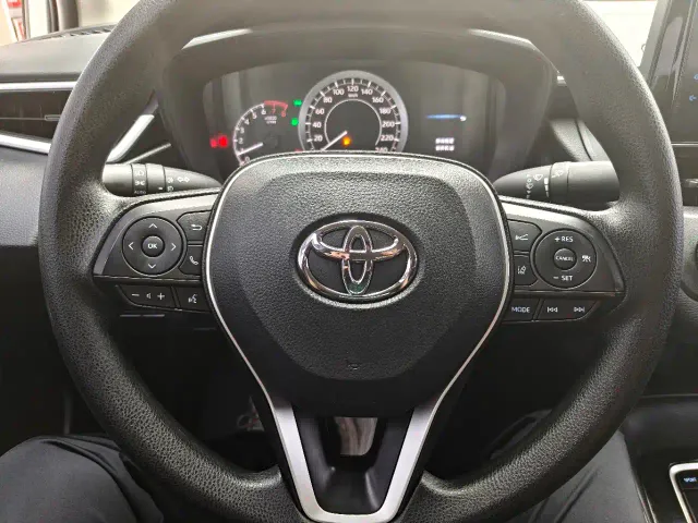 Toyota Corolla — Фото автомобиля 9