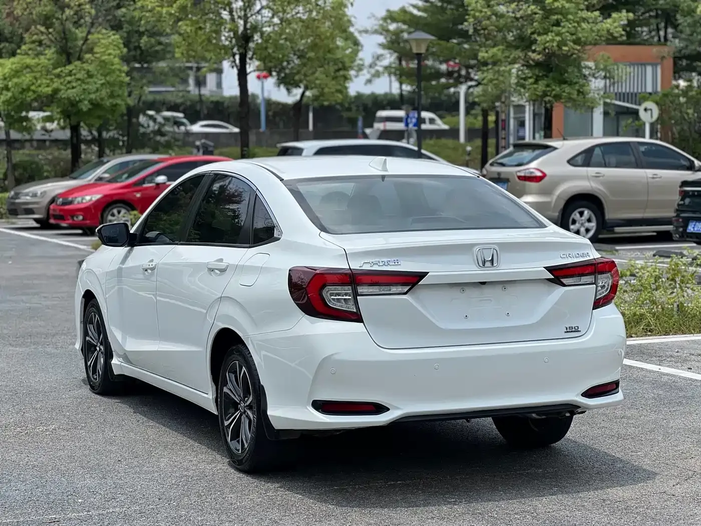 Honda Lingpai 2022 180Turbo CVT Luxury Edition — Фото автомобиля 4