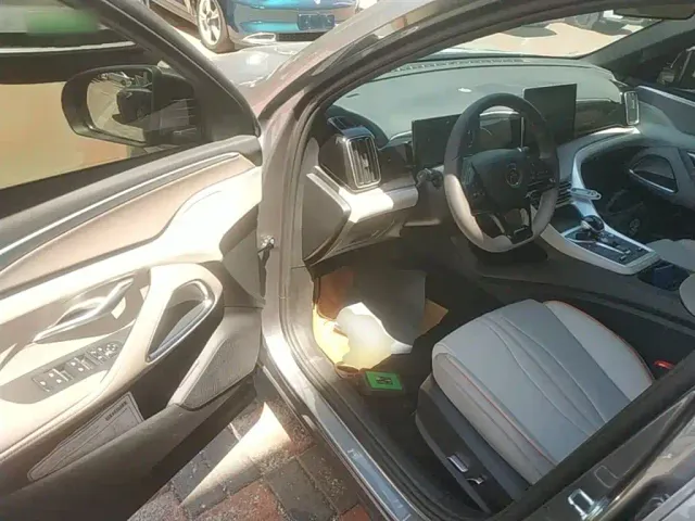 BYD Song Pro — Фото автомобиля 15
